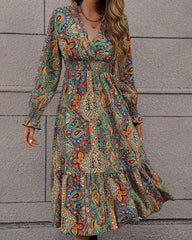 Kleid mit V-Ausschnitt und Paisley-Print