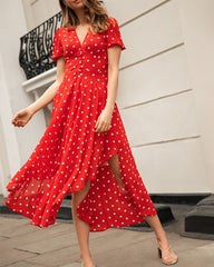 Romantisches Taillenkleid mit Polka-Dot-Print