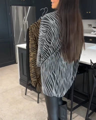 Bluse mit Zebradruck und langen Ärmeln